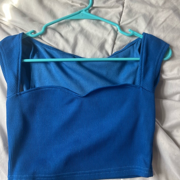 Top - Picture 1 of 1